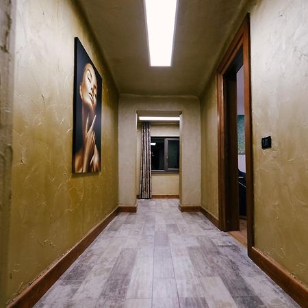 Madison Lake Villa Balotesti Kültér fotó